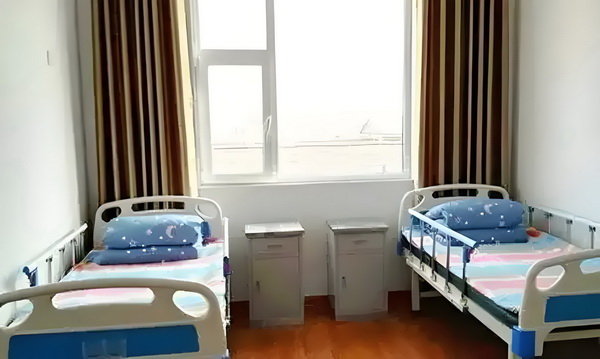 深圳 积分入户咨询_黄奕女儿不读书想去韩国当练习生，颜值是硬伤 黄奕女儿实自以证猜测己的