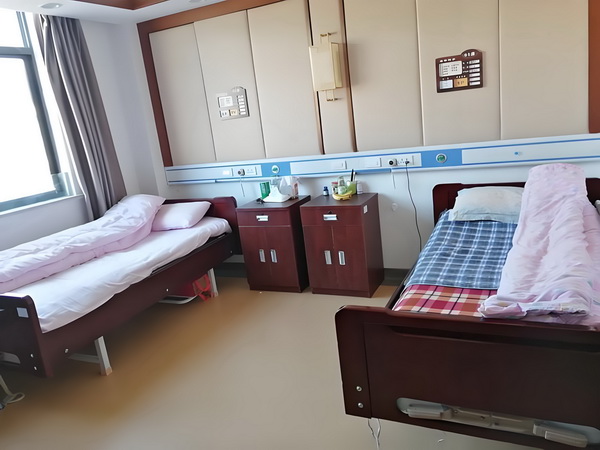 怎样才可以办深户_76岁林子祥近况曝光，与小14岁娇妻恩爱27年 与小14式故共秩情、